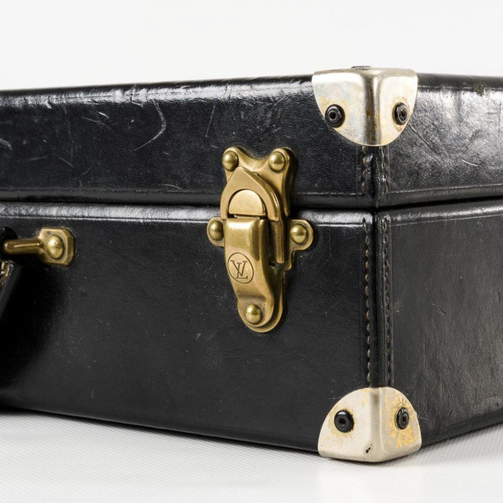 Louis-Vuitton-Koffer mit Original-Schlüssel im Säckchen - Bild 2 aus 5