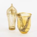 Künstlerglasflasche und -vase