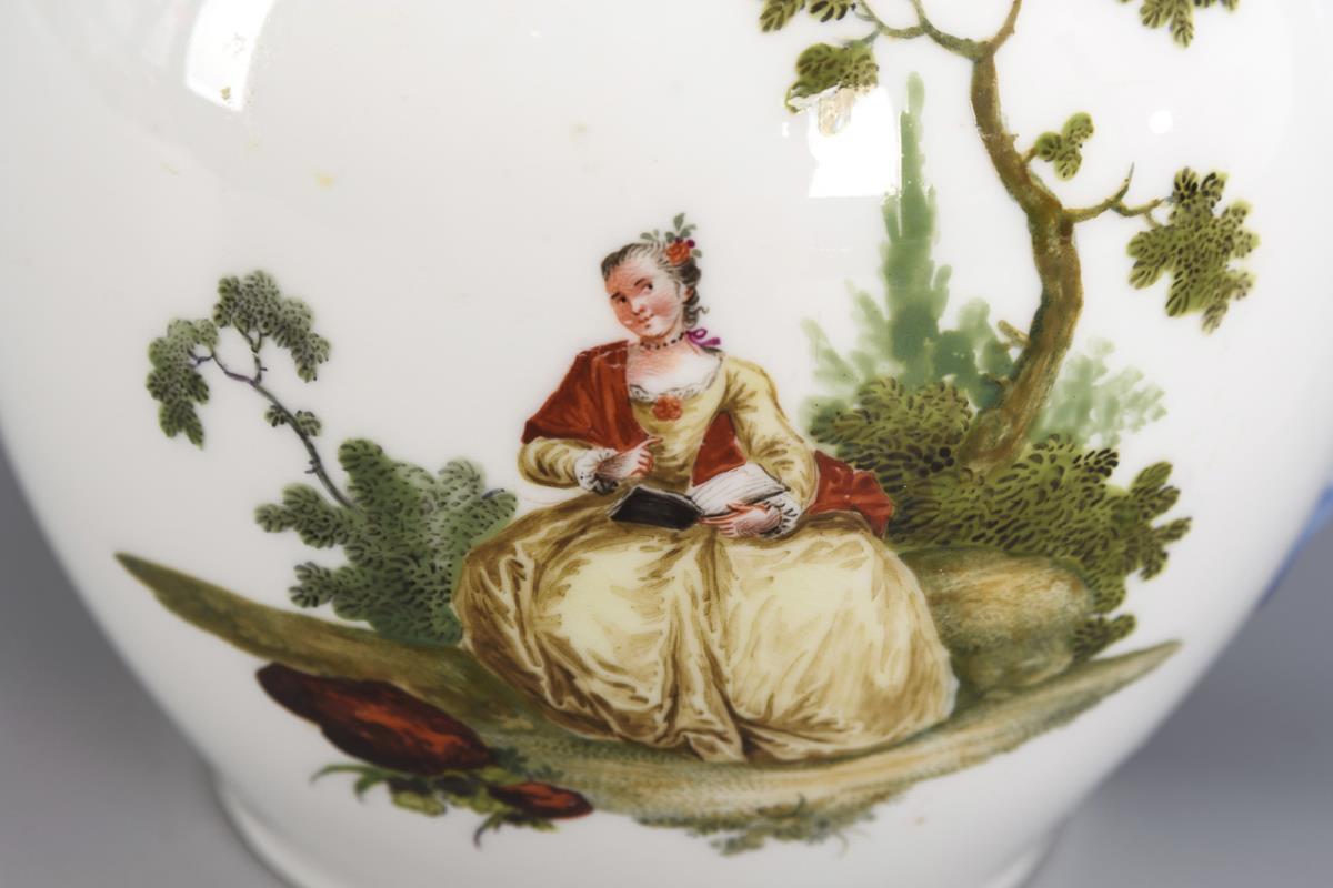 Teekännchen mit Watteau-Malerei. Meissen. - Image 2 of 4