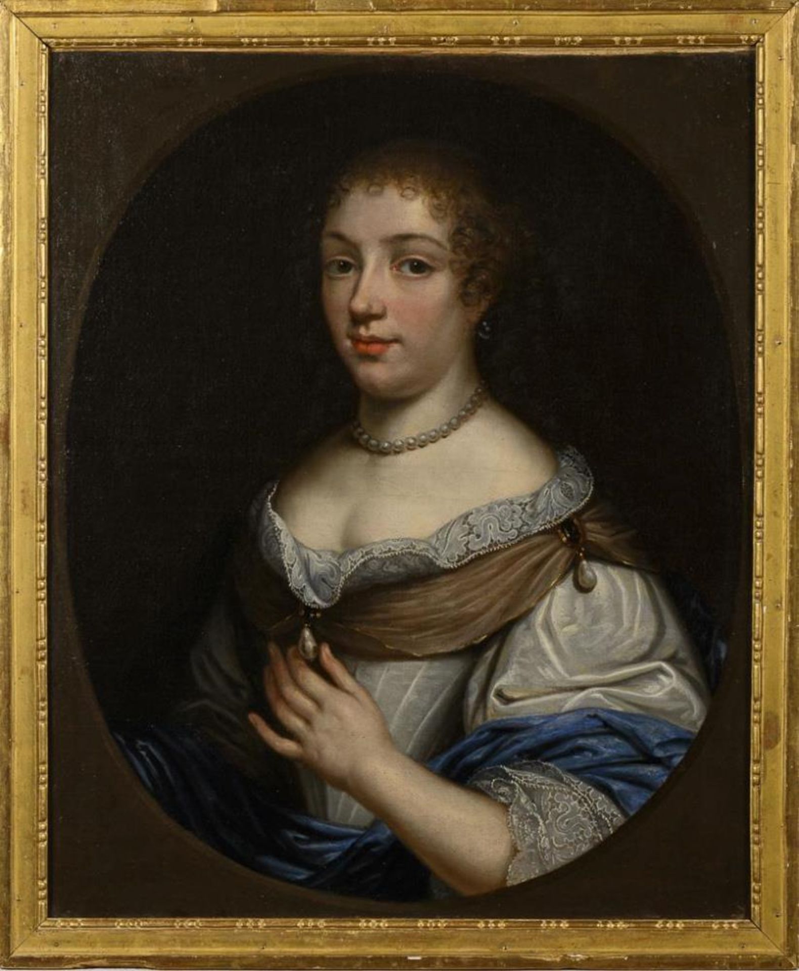 Frankreich um 1700: Damenporträt mit Perle. - Bild 3 aus 5