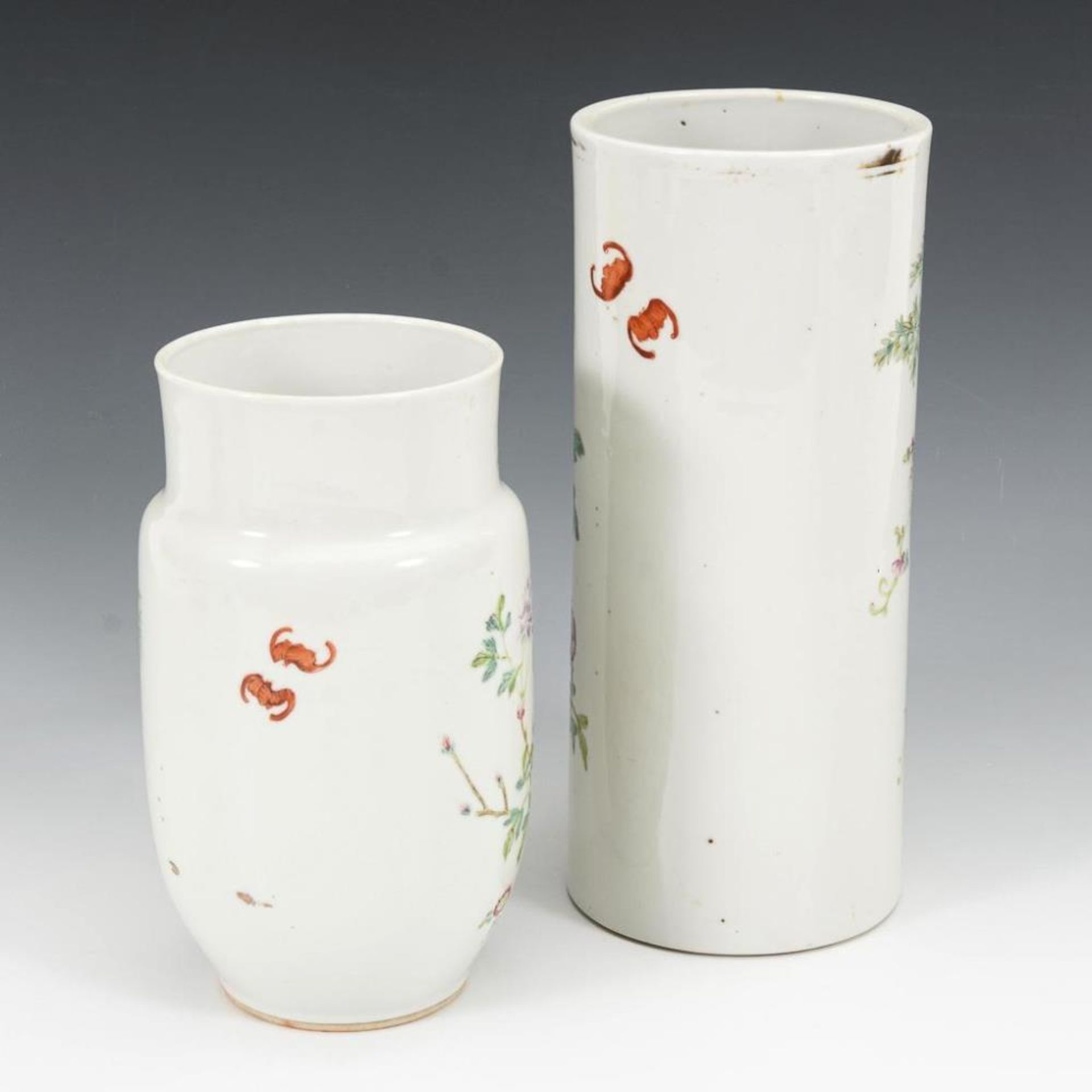 2 Vasen mit Bambus, Blumen und Vögeln. - Image 2 of 3