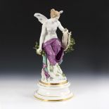 Große Jugendstil-Figur: Psyche. Meissen.