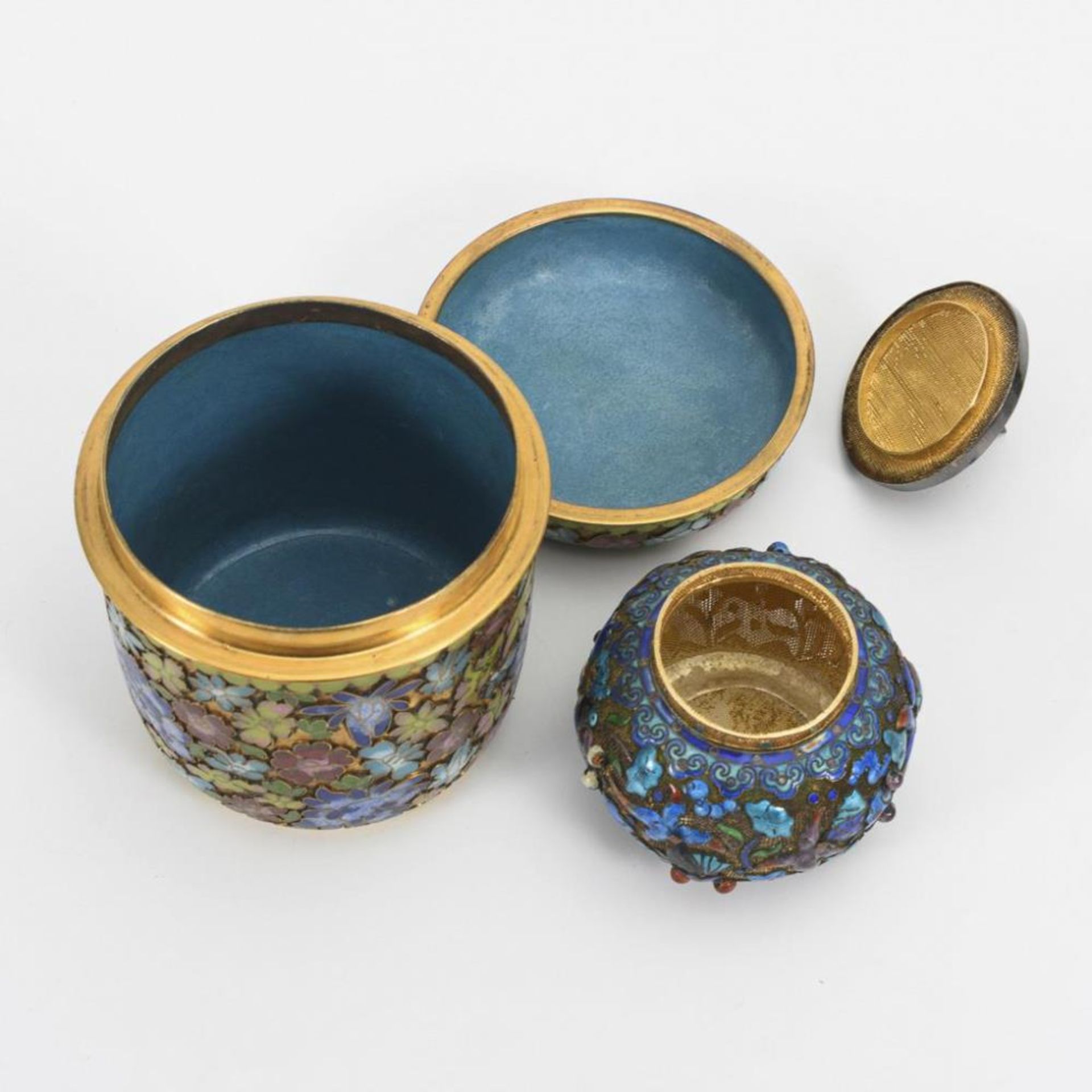 2 aufwändig gearbeitete Cloisonné-Dosen. - Image 2 of 2