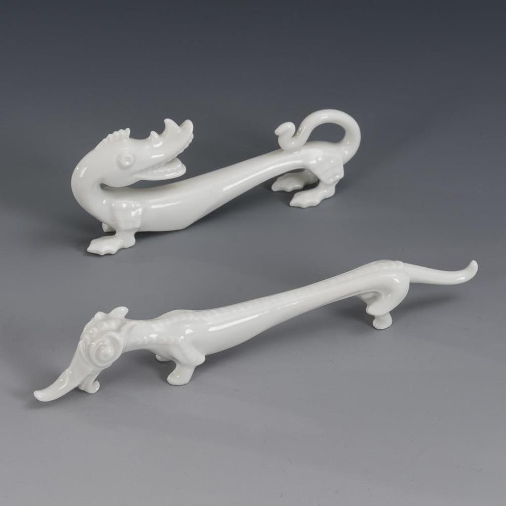 2 Groteskfiguren "Überdackel" und "Axolotl". Rosenthal.