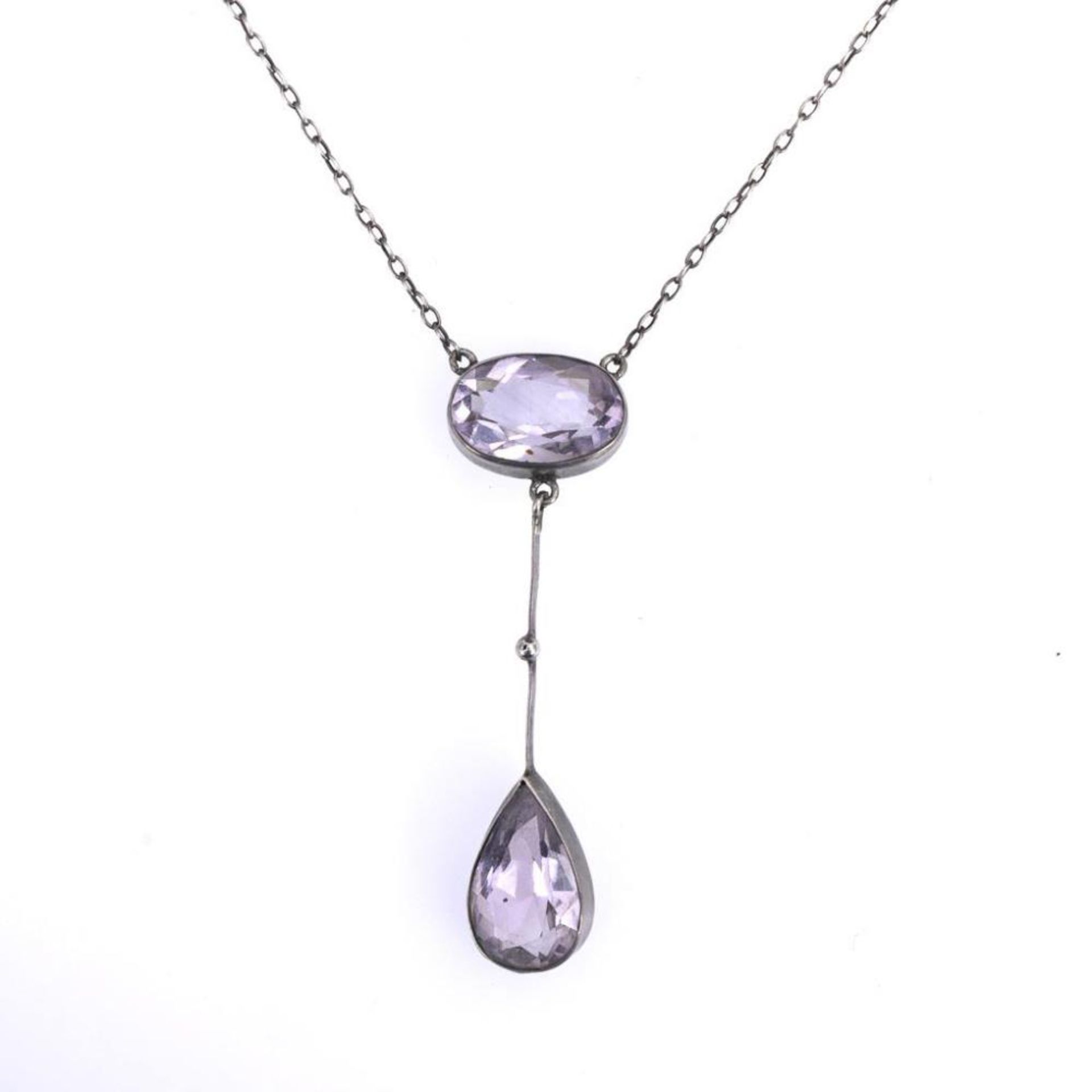 Jugendstil-Collier mit Amethysten.