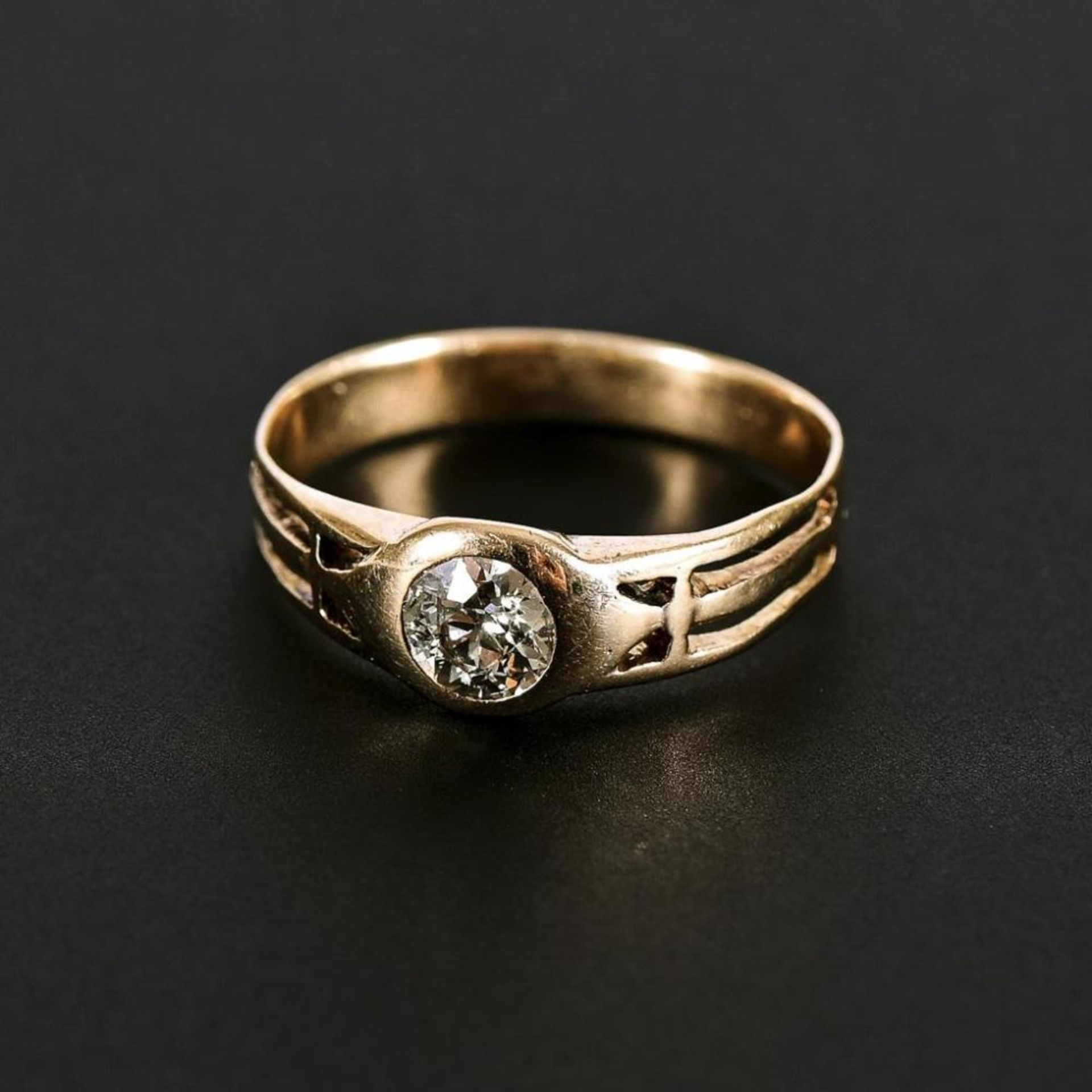 Ring mit Altschliffbrillant, um 1900.