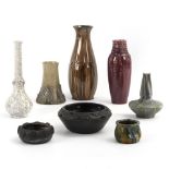 5 profilierte Design-Vasen und 3 Schalen.