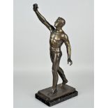 Statuette eines Siegers in Bronze