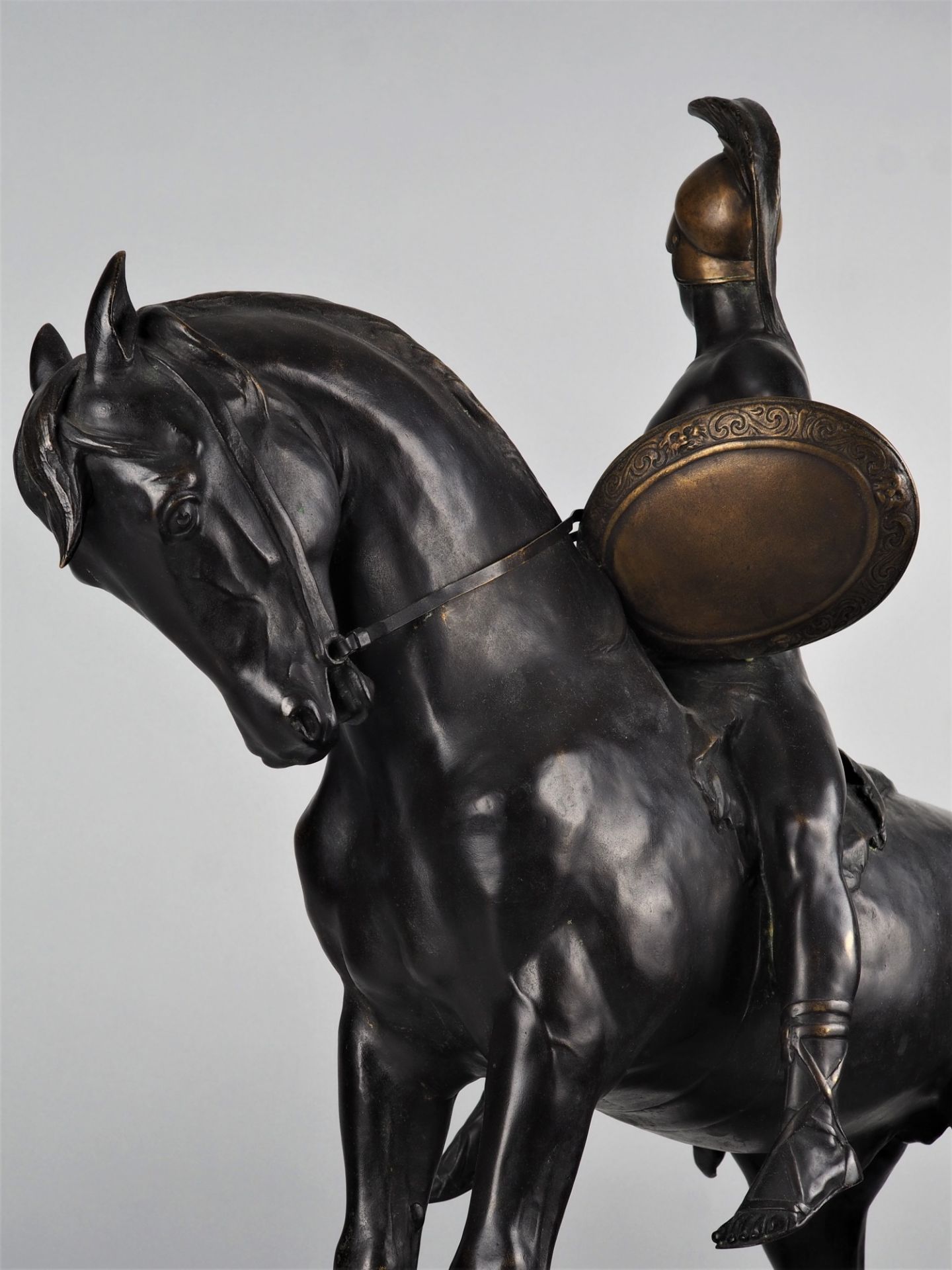 Große Bronze eines Kriegers auf Pferd von Schmidt-Felling Gladenbeck - Bild 4 aus 6