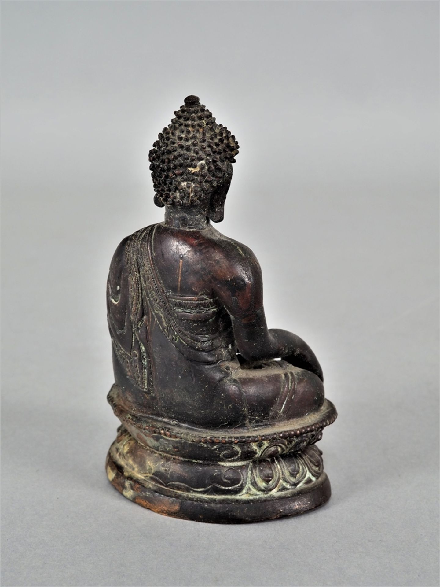 Kleine Buddha Statuette, Bronze - Bild 2 aus 2