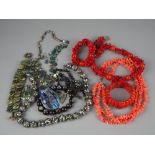 Konvolut Schmuck, Rote Koralle & Paua, Gew. 620g