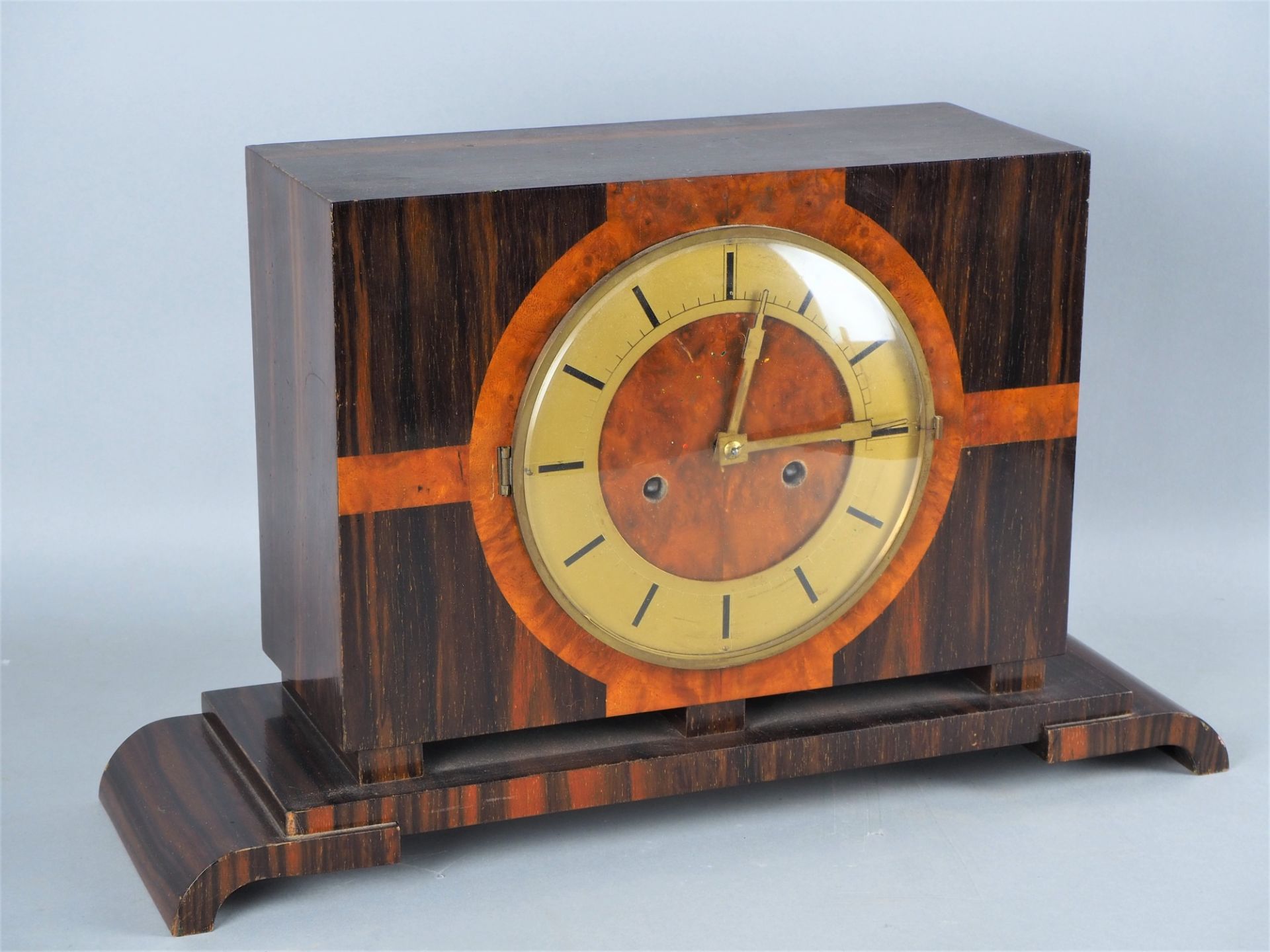 Art Deco table clock, Zentra