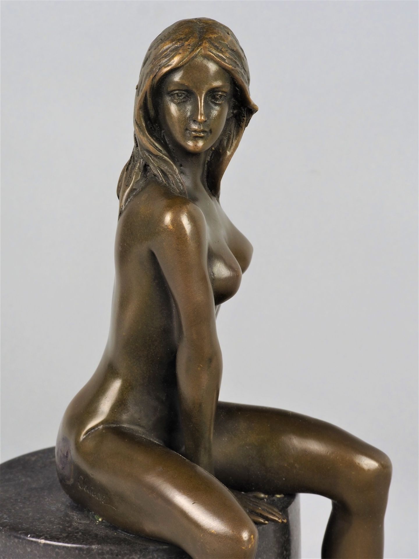 Bronzeskulptur weiblicher Akt "Claude",  evtl. J. B Deposse, Paris, 20. Jh.  - Bild 3 aus 4