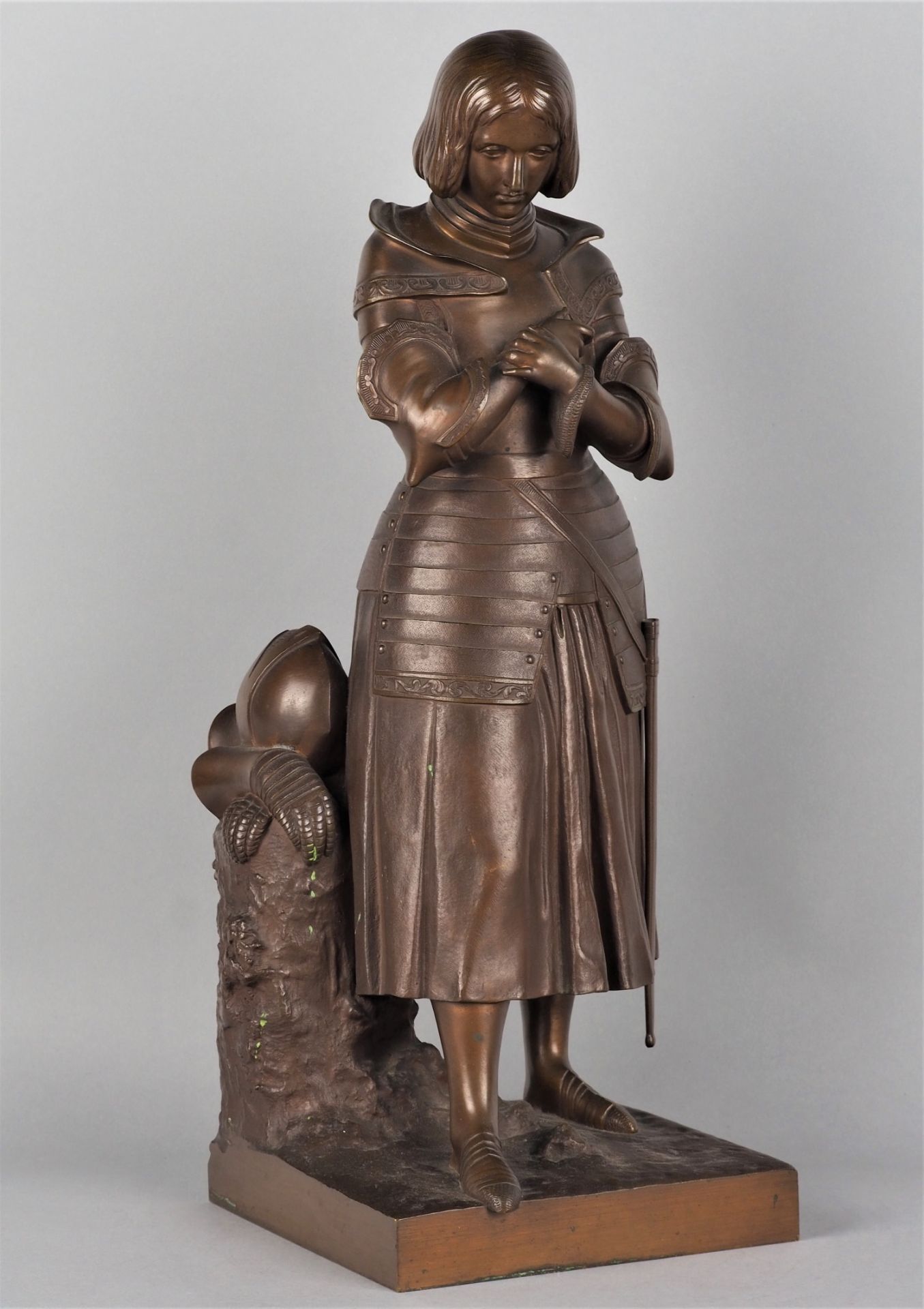 Bronzeskulptur Marie D'Orléans von Jeanne d´Arc, um 1910