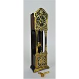 Miniaturstanduhr um 1900