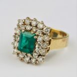 Großer Ring mit Smaragd und Brillanten, 14k Gold