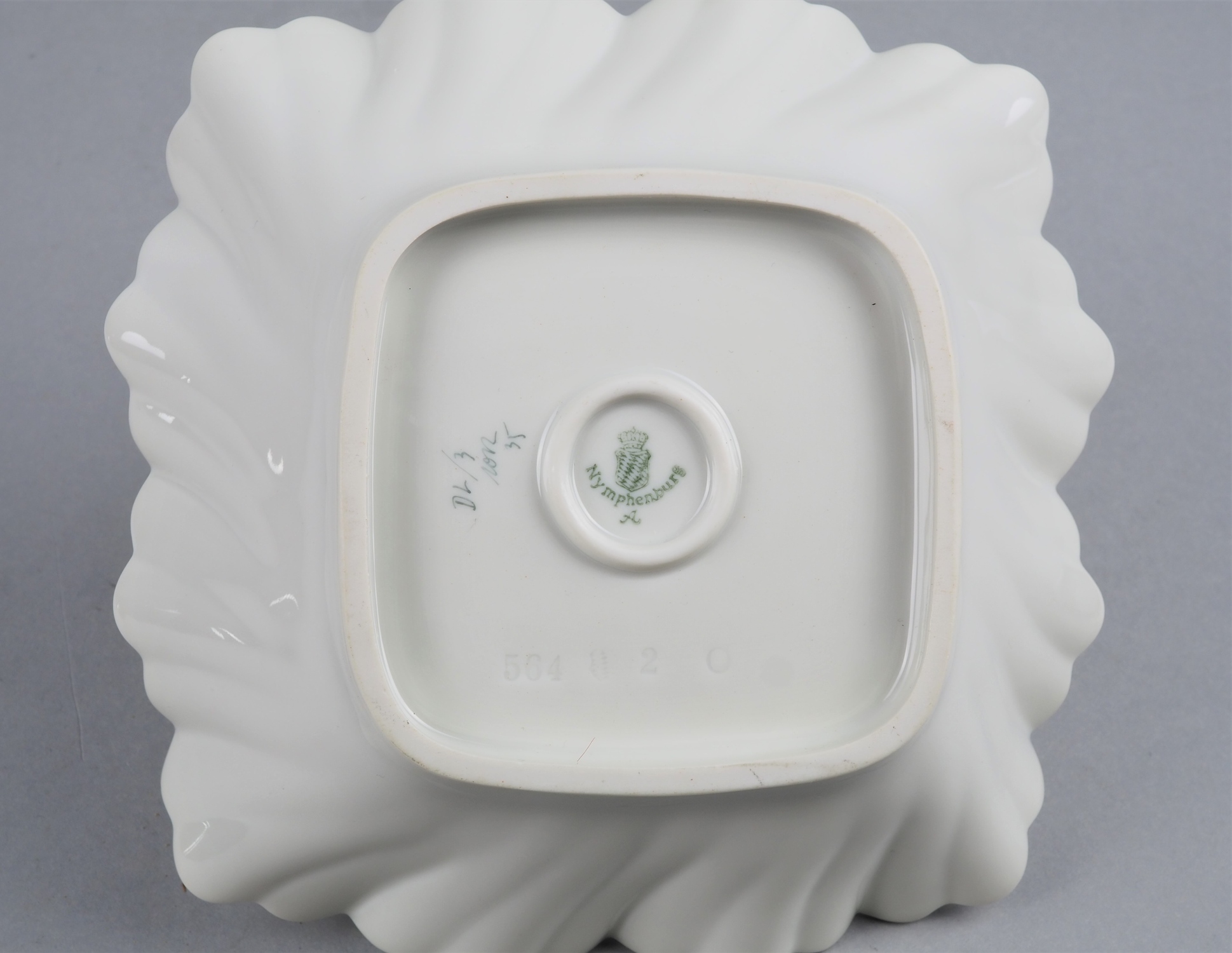 Nymphenburg, bowl, 20th c. - Image 2 of 2