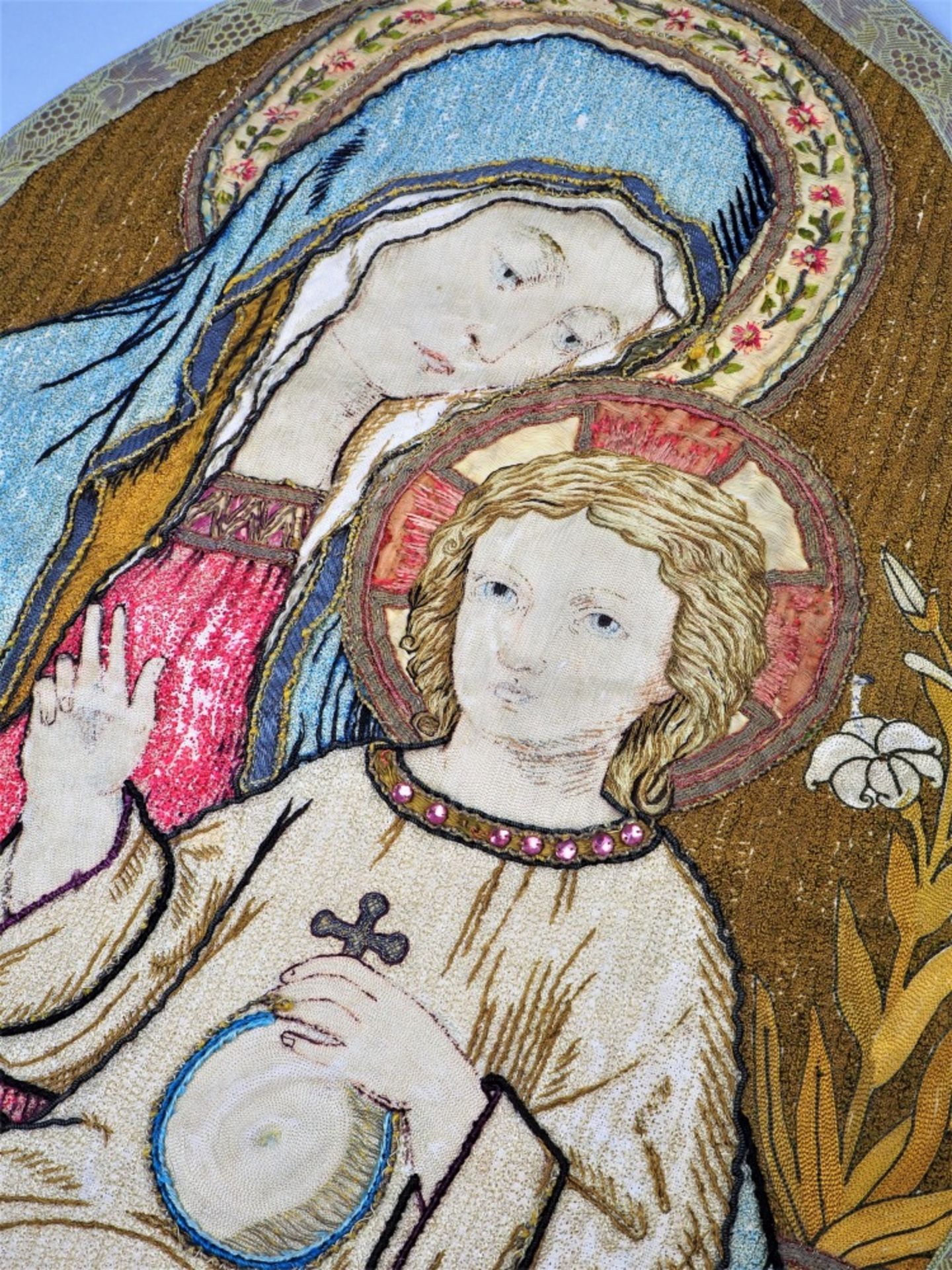 Embroidery Madonna with child, around 1900 - Image 2 of 5