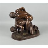 Vollplastische Figurengruppe aus Bronze zweier Ringer um 1900