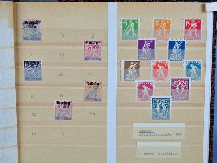 Assorted stamps from all over the world, 15 albums, 20th cent. - Image 11 of 15