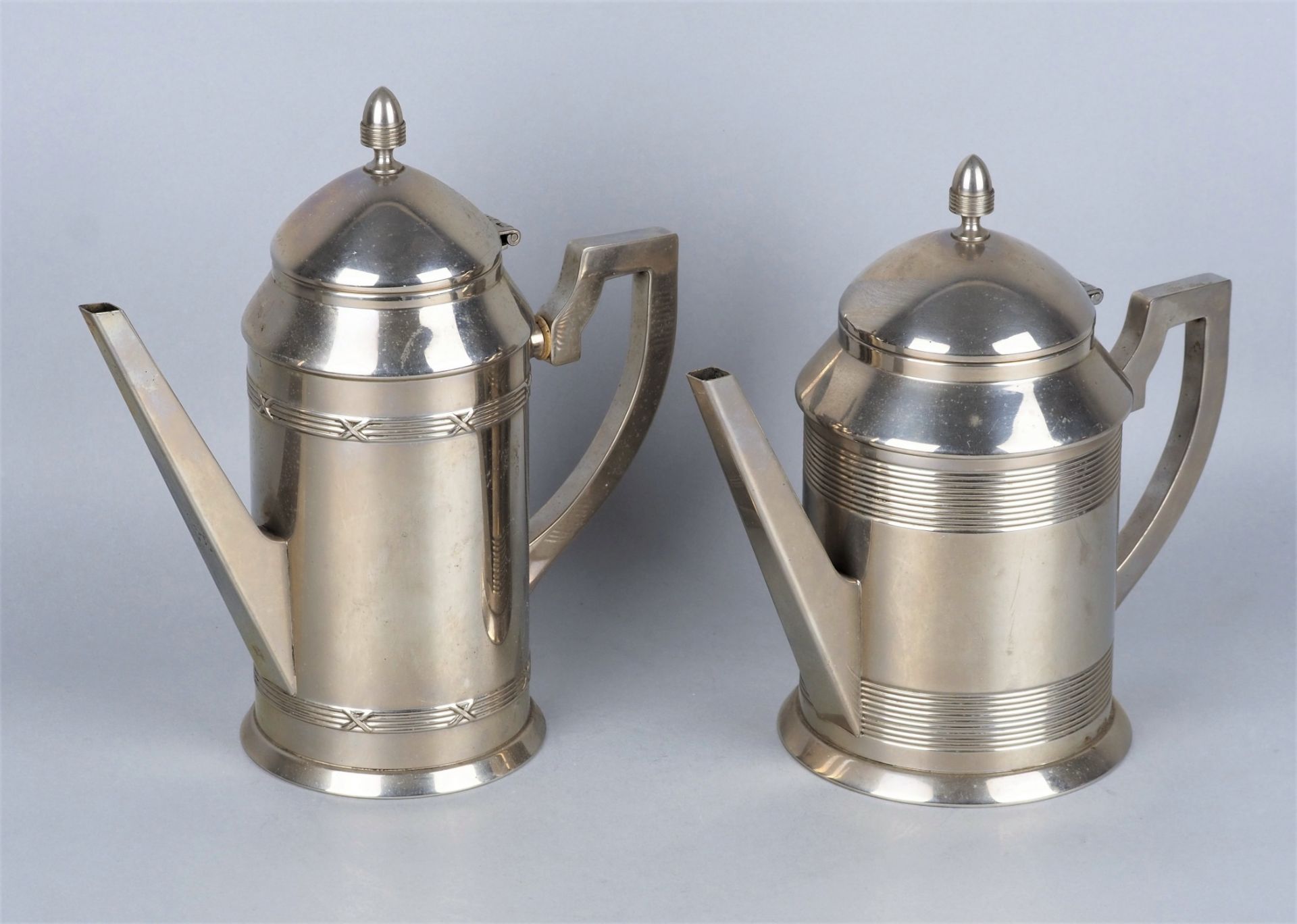2 coffee pots Art Deco, 1920s.