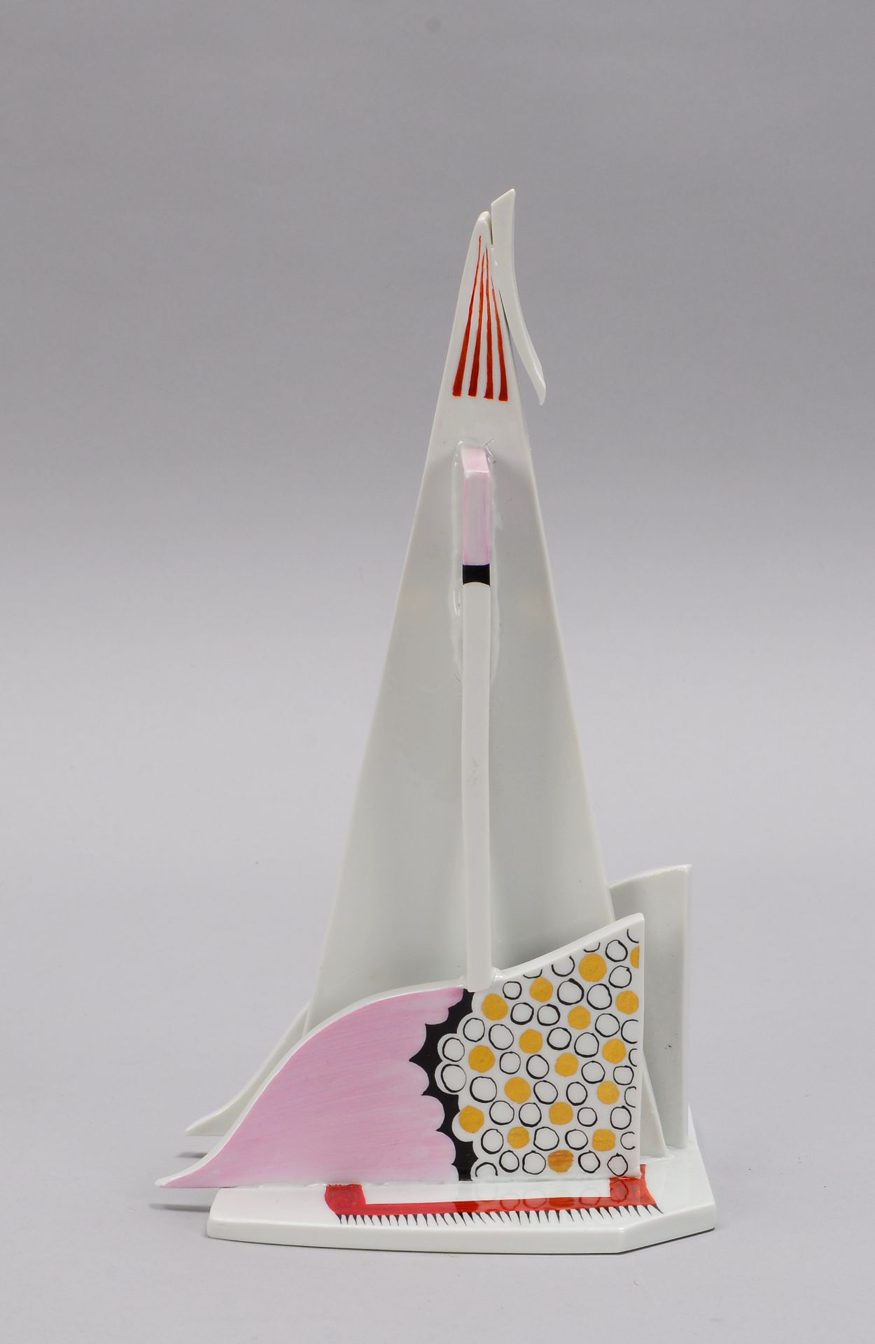Meissen (Schwertermarke), Porzellanplastik - Unikat, Entwurf: Olaf Fieber (*1966), seitlich auf dem  - Bild 2 aus 5