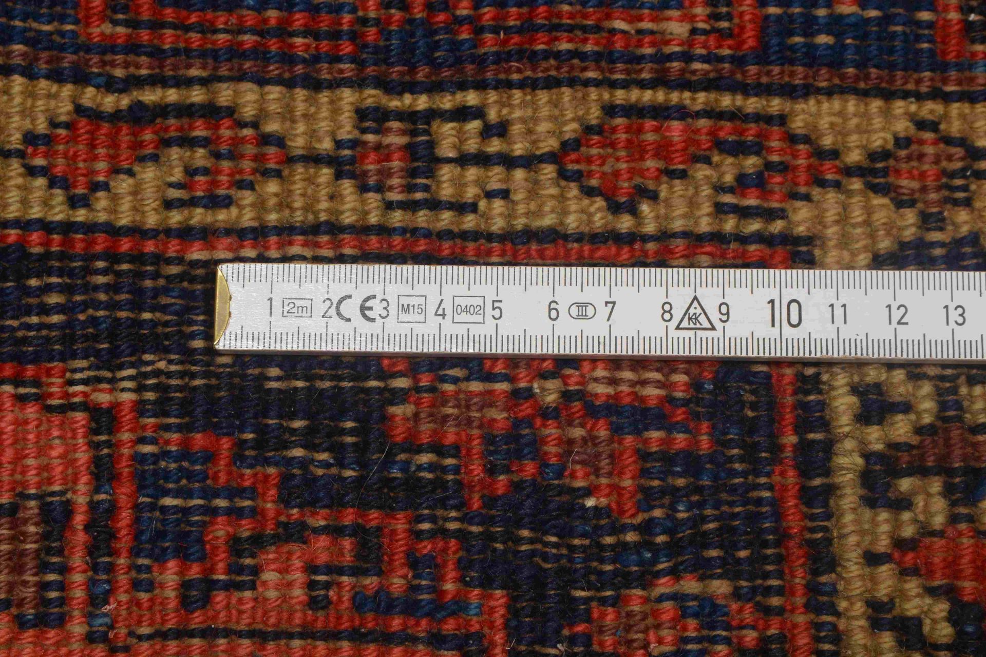 Wiss-Orientteppich, feste Knüpfung, Flor in gutem Zustand; Maße 200 x 167 cm (einzelne Schmalseite m - Bild 2 aus 2