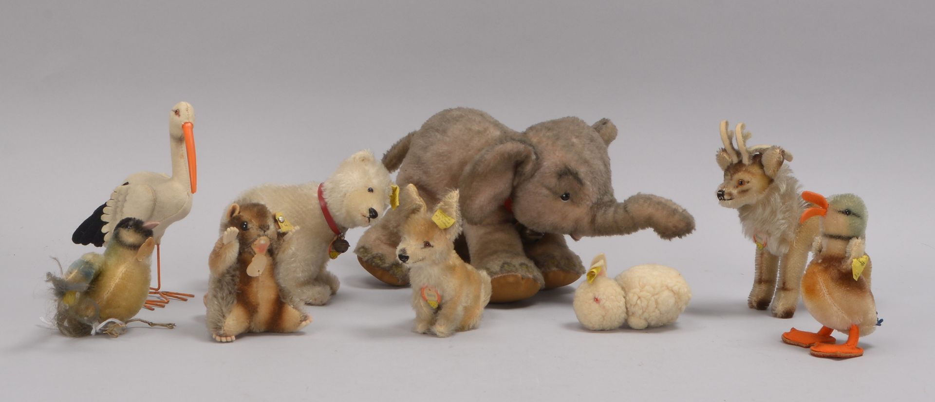 Kleine Sammlung Steiff-Sammlerfiguren, unterschiedliche Tiermotive, verschiedene Größen und Zustände