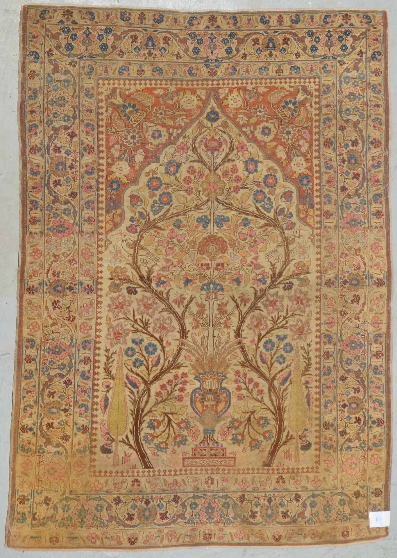 Täbriz (Typ Hadji Jailili), antik, feine Knüpfung, mit 'Lebensbaum'-Motiv, Flor gleichmäßg dünn; Maß