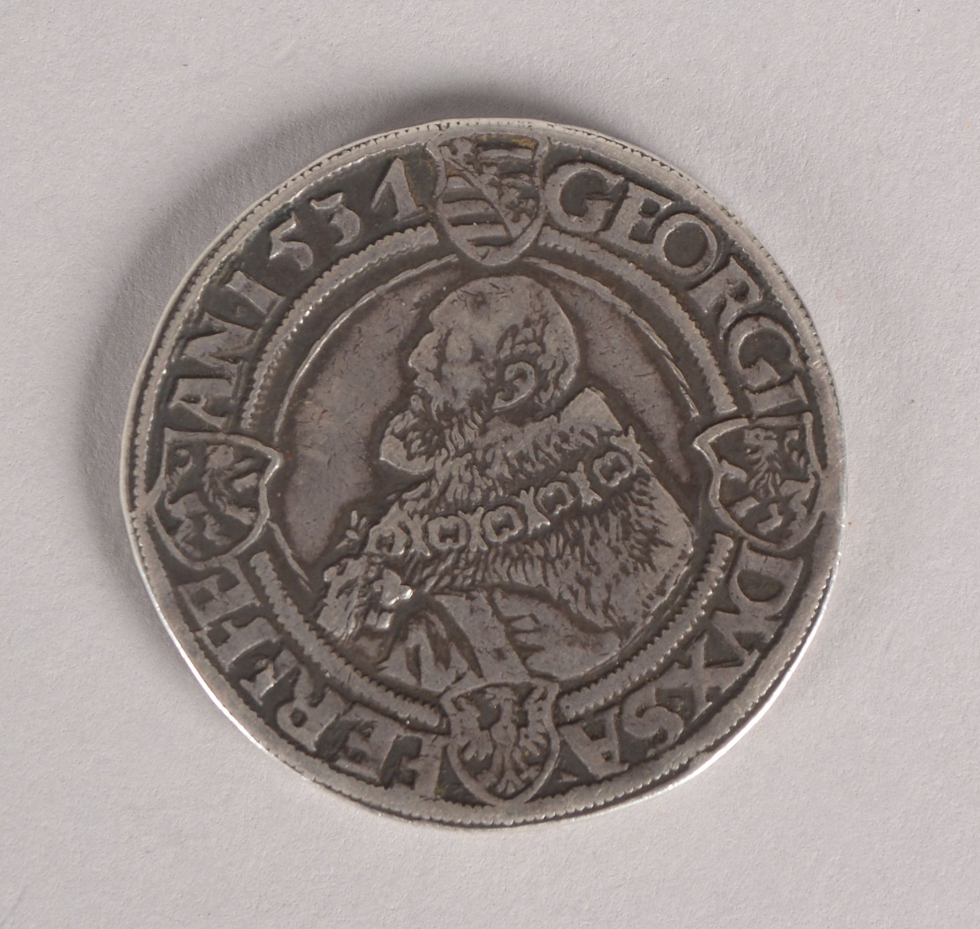 1 M&uuml;nze: Taler/&#039;Guldengroschen&#039;, &#039;1531&#039; - Brustbild Johann Friedrichs im Ku - Image 2 of 2