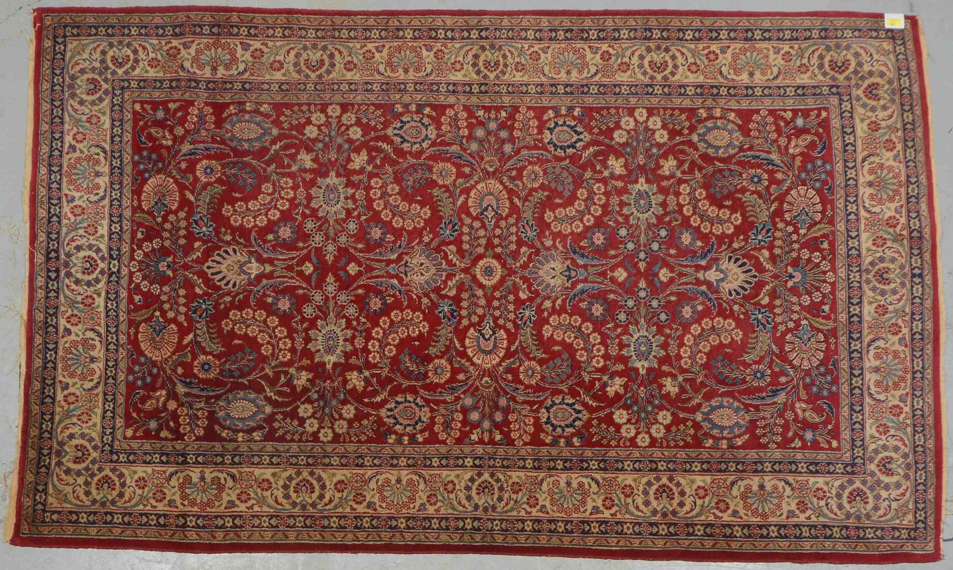 Orientteppich (Ekbatan/Iran), insgesamt gleichmäßiger Flor; Maße 230 x 140 cm (Schmalseiten müssen f