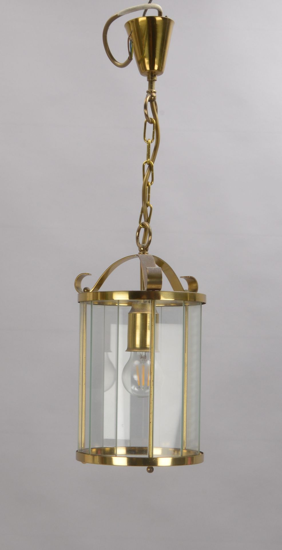 Flurlampe/WIndfang-Lampe (aus Altbremer Haus), 1-flammig, Messing, umlaufend mit 12x senkrechten Gla