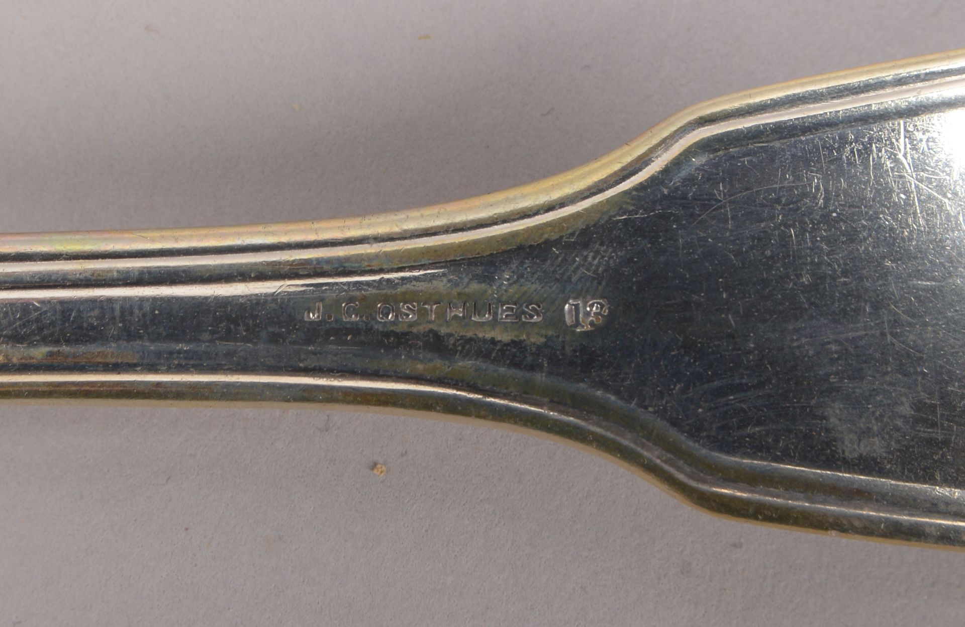 Speisebesteck, antikes Tafelsilber, vorwiegend 13-l&ouml;tig/entspr. 812 Silber (nur 4 Teile 800 Sil - Image 2 of 2