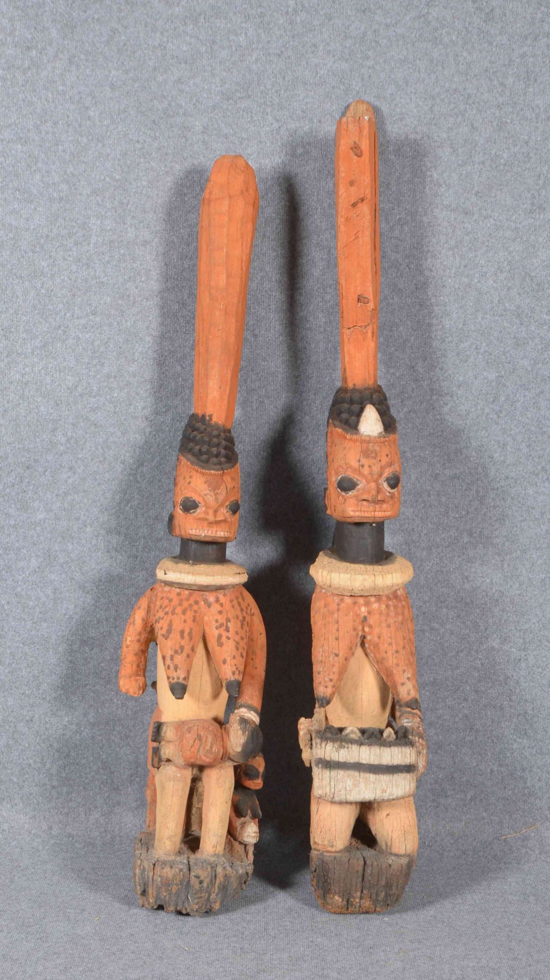 Paar T&uuml;rs&auml;ulen/Dachs&auml;ulen (Stamm der Yoruba, Biafra/Nigeria - Alter ca. 100 Jahre), f