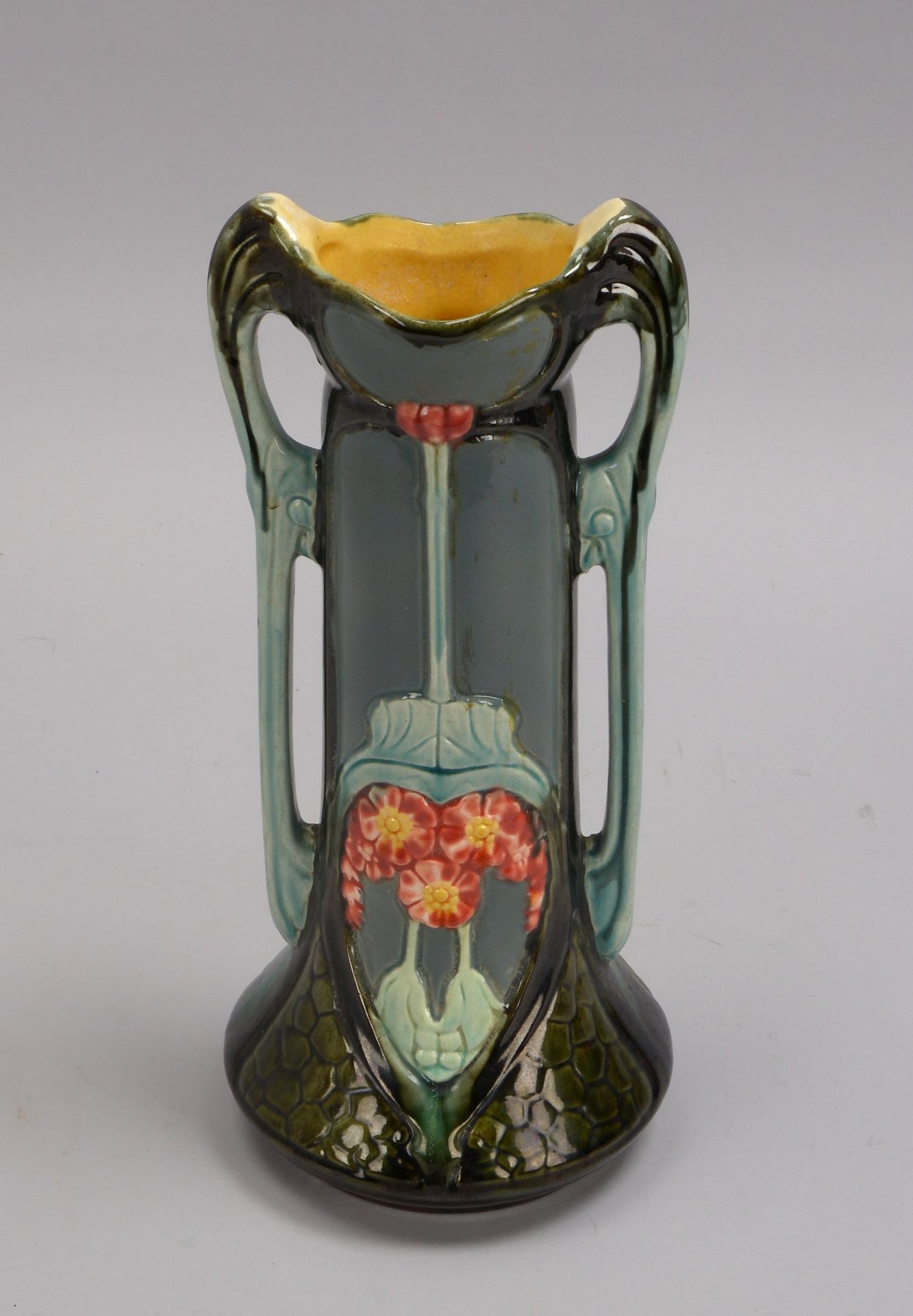 Vase, Keramik, mit Jugendstildekor, Modellnr. '7956', polychrom staffiert; Höhe 31 cm - Bild 2 aus 2