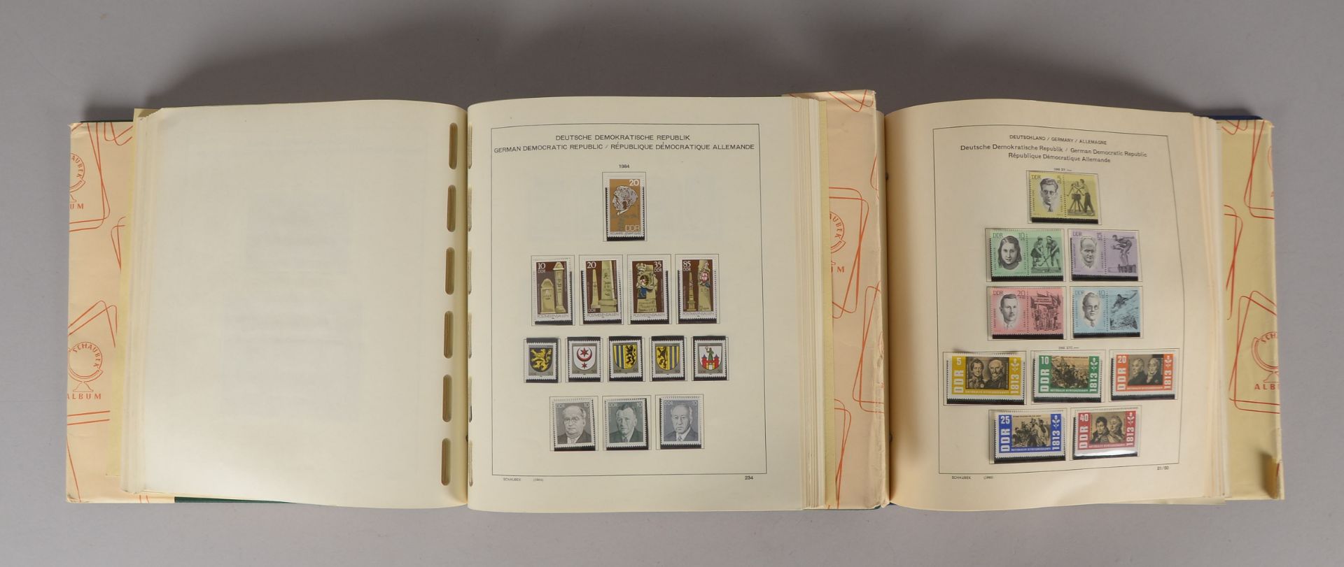 Briefmarkensammlung, 1949 - 1989: &#039;DDR&#039;, von den Anf&auml;ngen - Ende der Ausgaben; in 2x