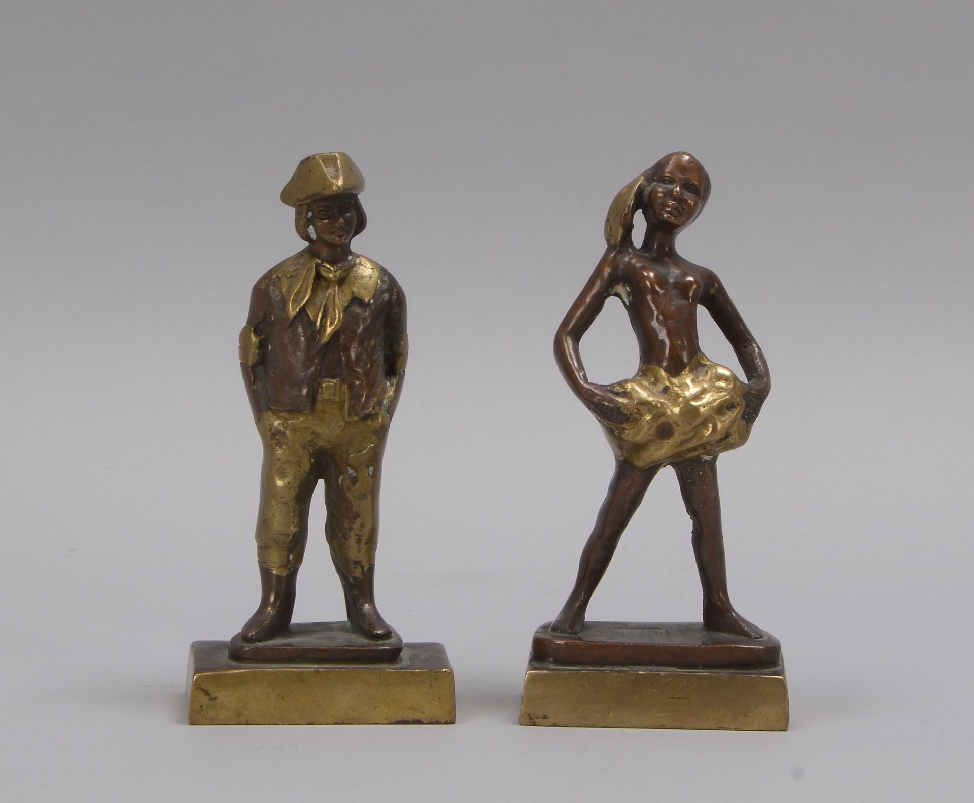 Paar Kleinbronzen, &#039;M&auml;nnliche Figur&#039; und &#039;Weibliche Figur&#039;, jeweils teilbr&