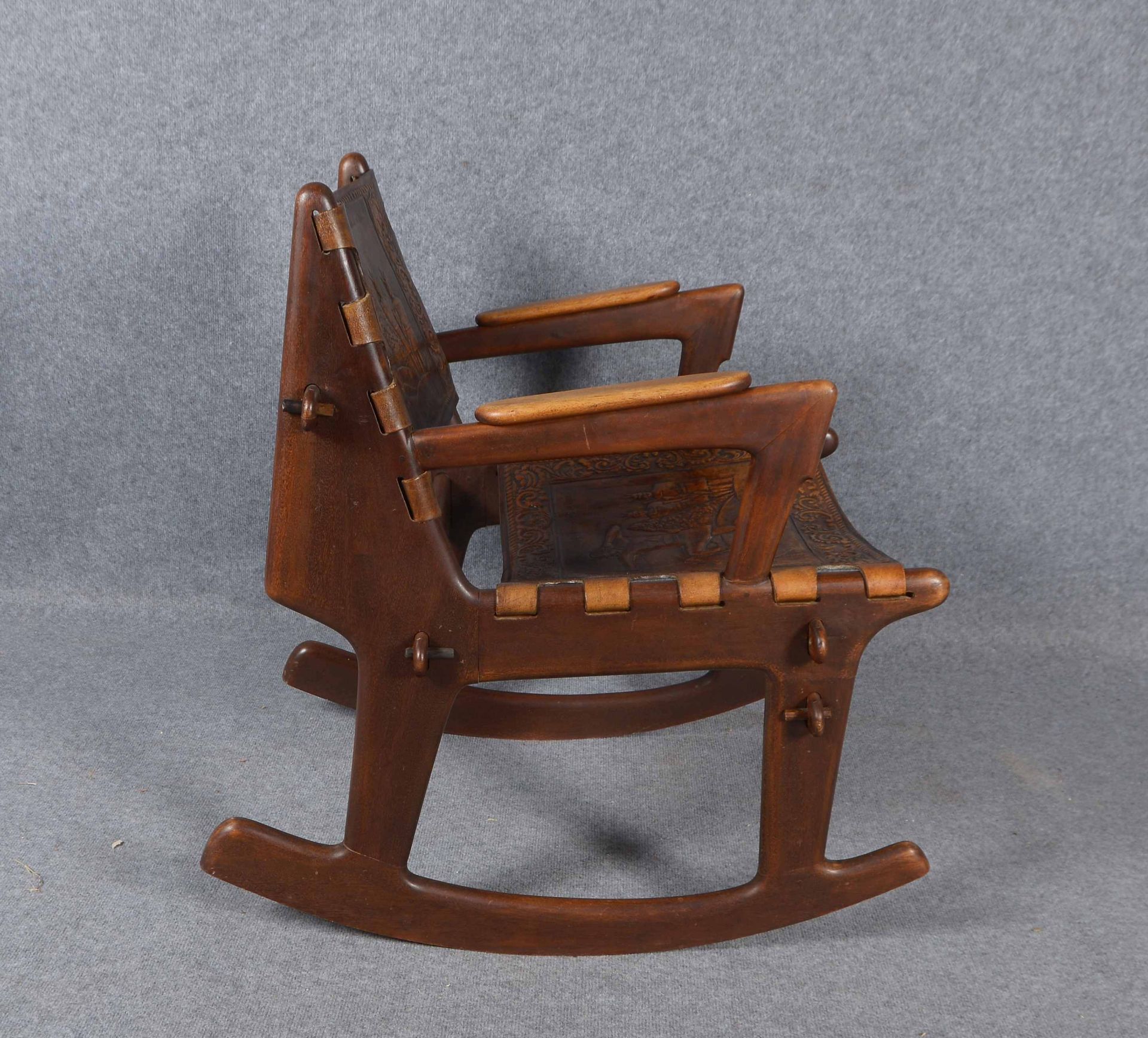 Muebles de Estilo/Ecuador (1970er Jahre), Schaukelstuhl/&#039;Rocking Chair&#039; - exotische Handan - Image 3 of 3