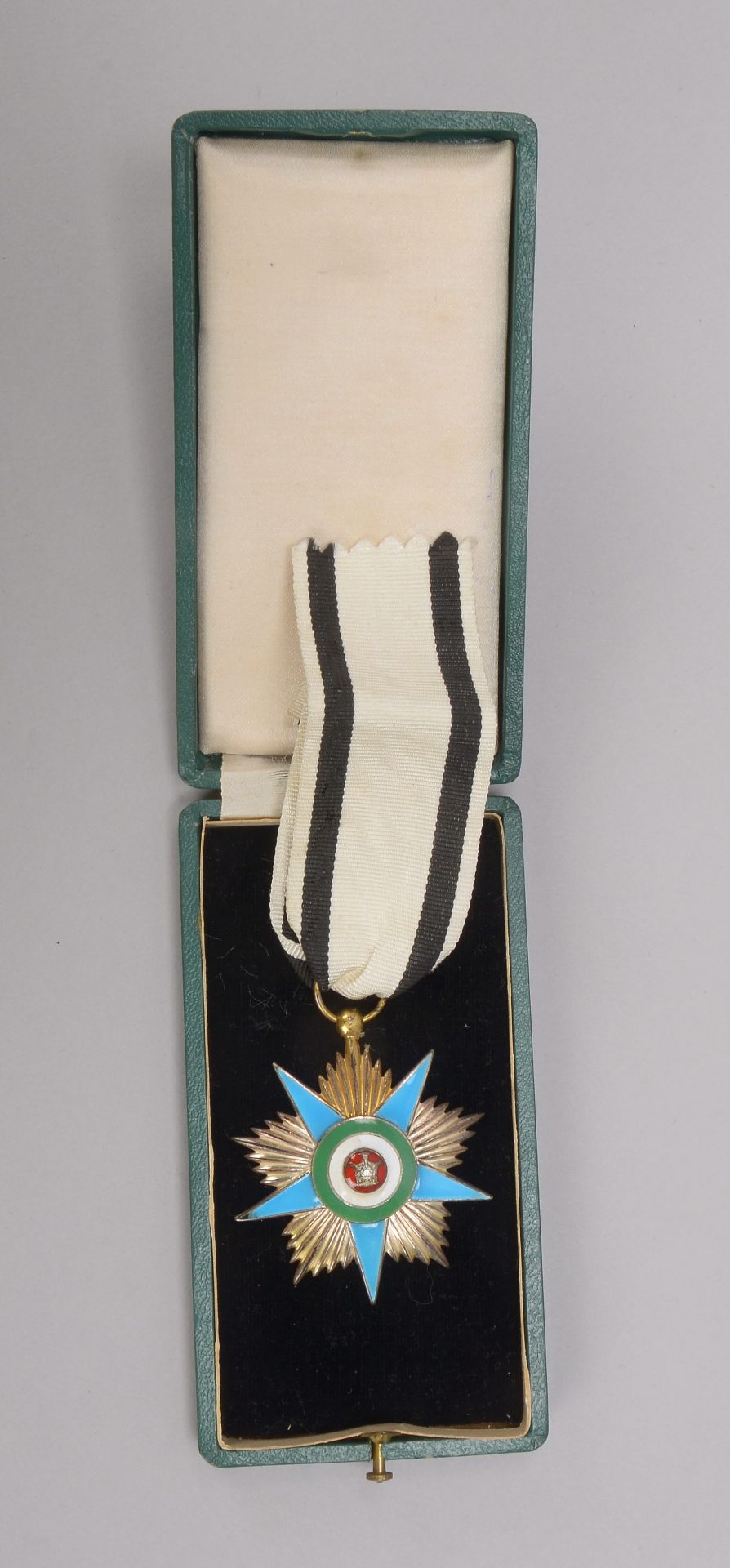Sammler-Ehrenzeichen (Kaiserreich Persien/Iran - mit 'Schahkrone'), Brustdekoration 'Knight's Cross' - Bild 2 aus 2