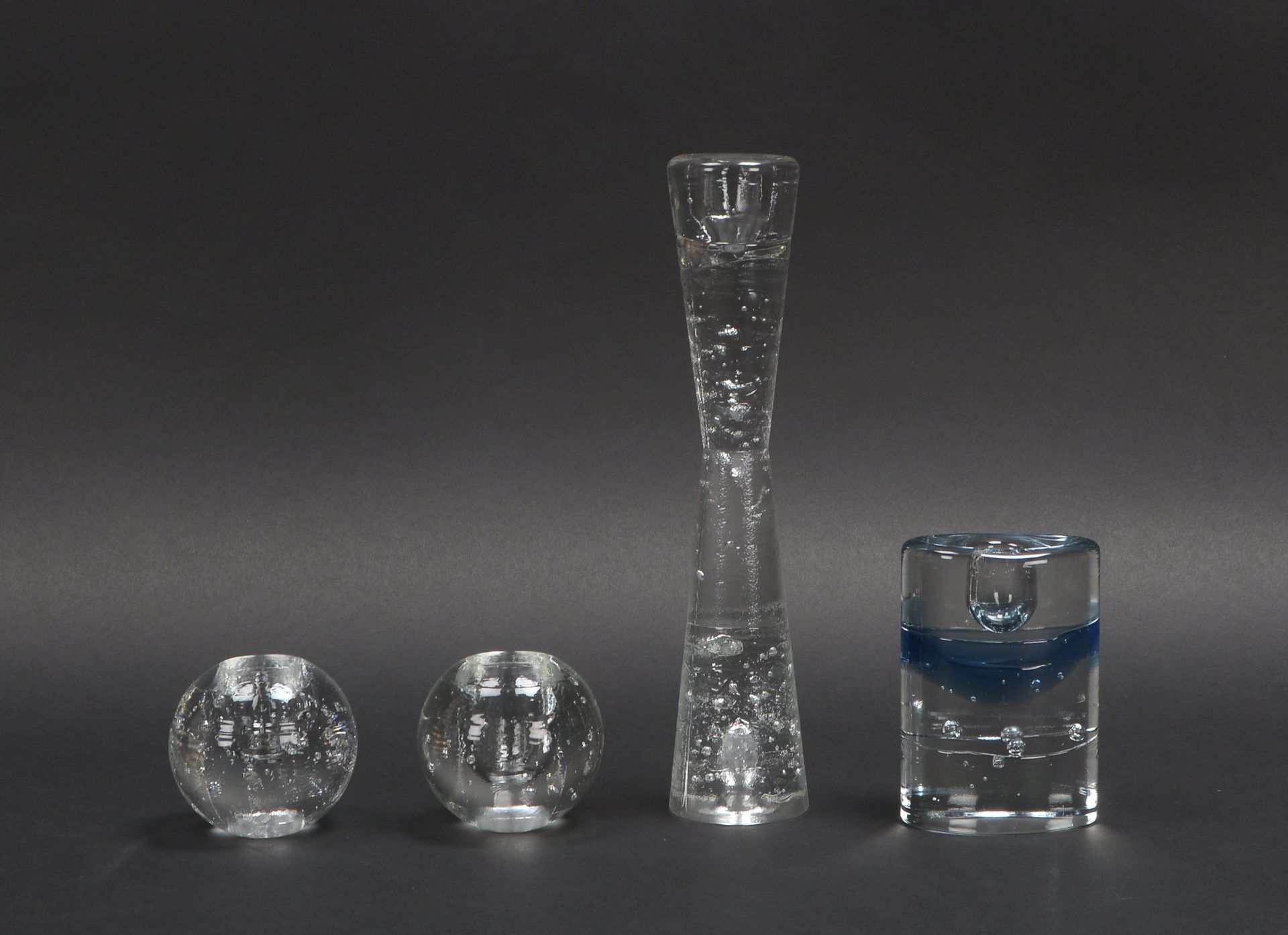 Iittala/Finnland, kleines Tischkerzenleuchter-Konvolut, Glas, verschiedene Formen; Höhe 6 cm - 25 cm