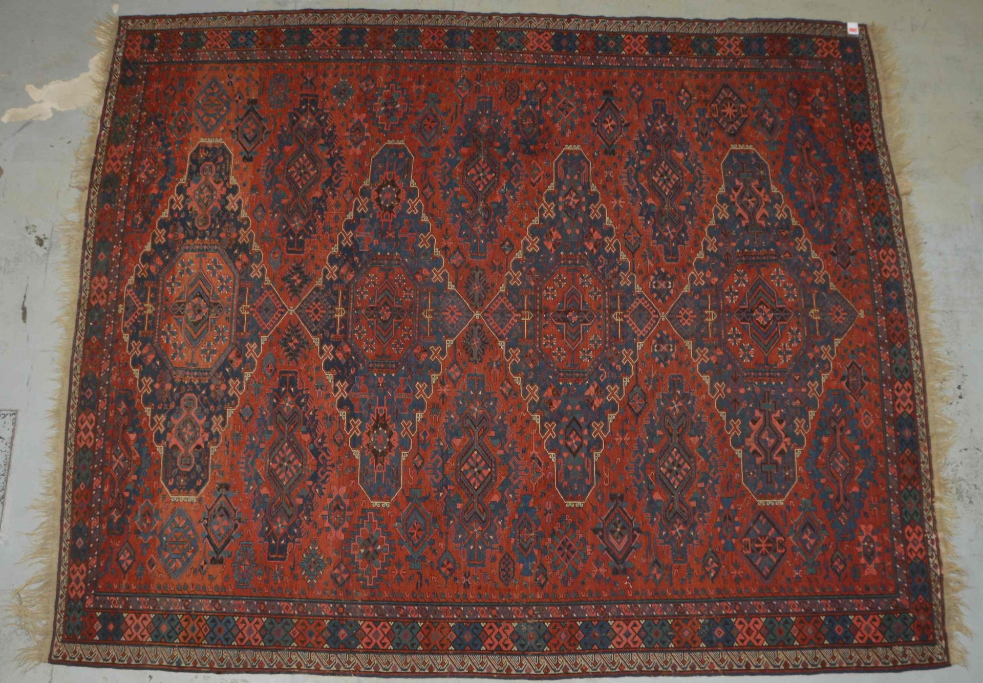 Großer Sumakh-Orientteppich (Dagestan-/Kuba-Gebiet -?, Kaukasus, um 1920), kräftige Farbgebung