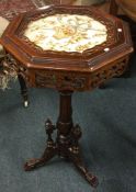 An attractive Victorian pedestal table on sweeping
