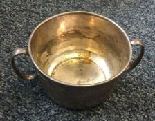 A plain silver sugar bowl. Approx. 114 grams. Est.