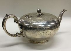 EDINBURGH: A good Victorian Scottish silver teapot