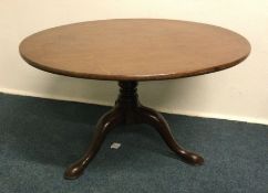 A Victorian mahogany pedestal table. Est. £30 - £4