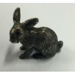 A silver figure of a rabbit. Marked to side. Approx. 18 grams. Est. £20 - £30.