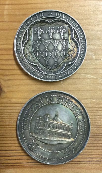 Two heavy silver medallions. Est. £20 - £30.