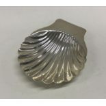 A silver butter shell. Approx. 36 grams. Est. £30 - £50.