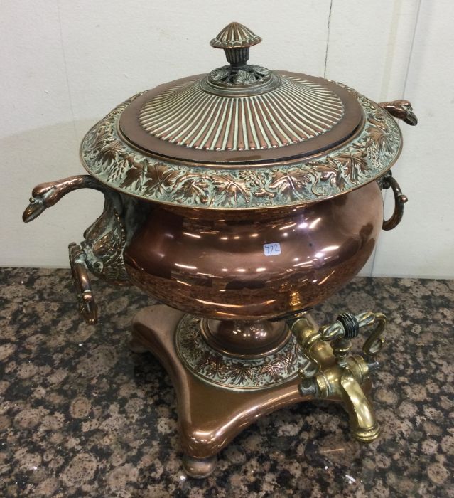 A good Antique copper and brass samovar with vine - Image 2 of 2