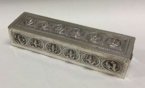 A heavy Indian silver snuff box of rectangular form. Approx. 144 grams. Est. £120 - £150.